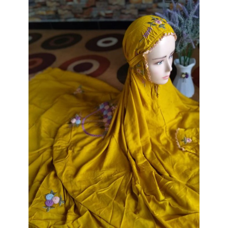 MUKENA LAJURAN RAYON BORDIR TILE