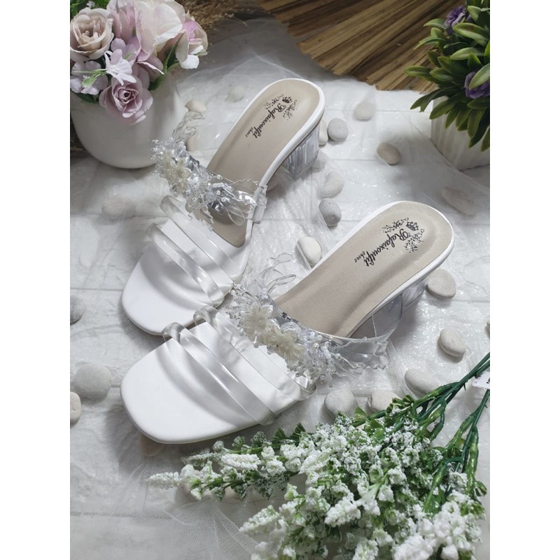 sandal jasmine cantik warna putih 5cm kaca