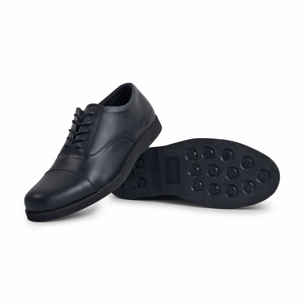 OXFORD FULL BLACK GL ORIGINAL x MONDAY Kulit Sapi Asli Hitam Pria Formal Pantofel Kerja Kantor Dinas Resmi Guru Kantoran Pesta Undangan Kondangan Nikah Wisuda Kuliah Semi Casual Derby Genuine Leather Footwear Big Size Jumbo Ukuran Besar 44 Keren Terbaru