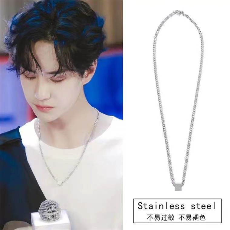 Gaya yang sama seperti Wang Yibo in hip hop square titanium steel kalung untuk pria dan wanita seder