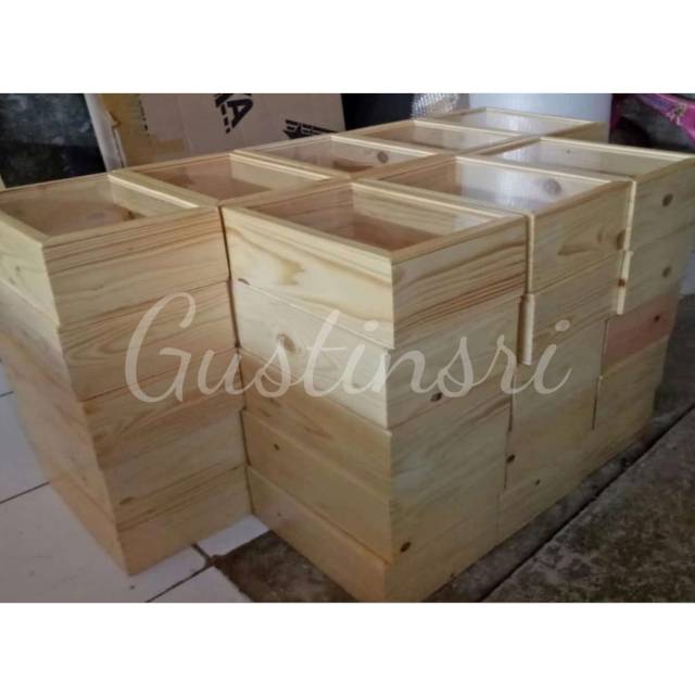 

GIFT BOX KAYU KOTAK SESERAHAN HANTARAN PERNIKAHAN KOTAK MAHAR HAMPERS KOTAK PARCEL KAYU SOUVENIR