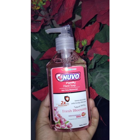 sabun cuci tangan nuvo pump 250ml