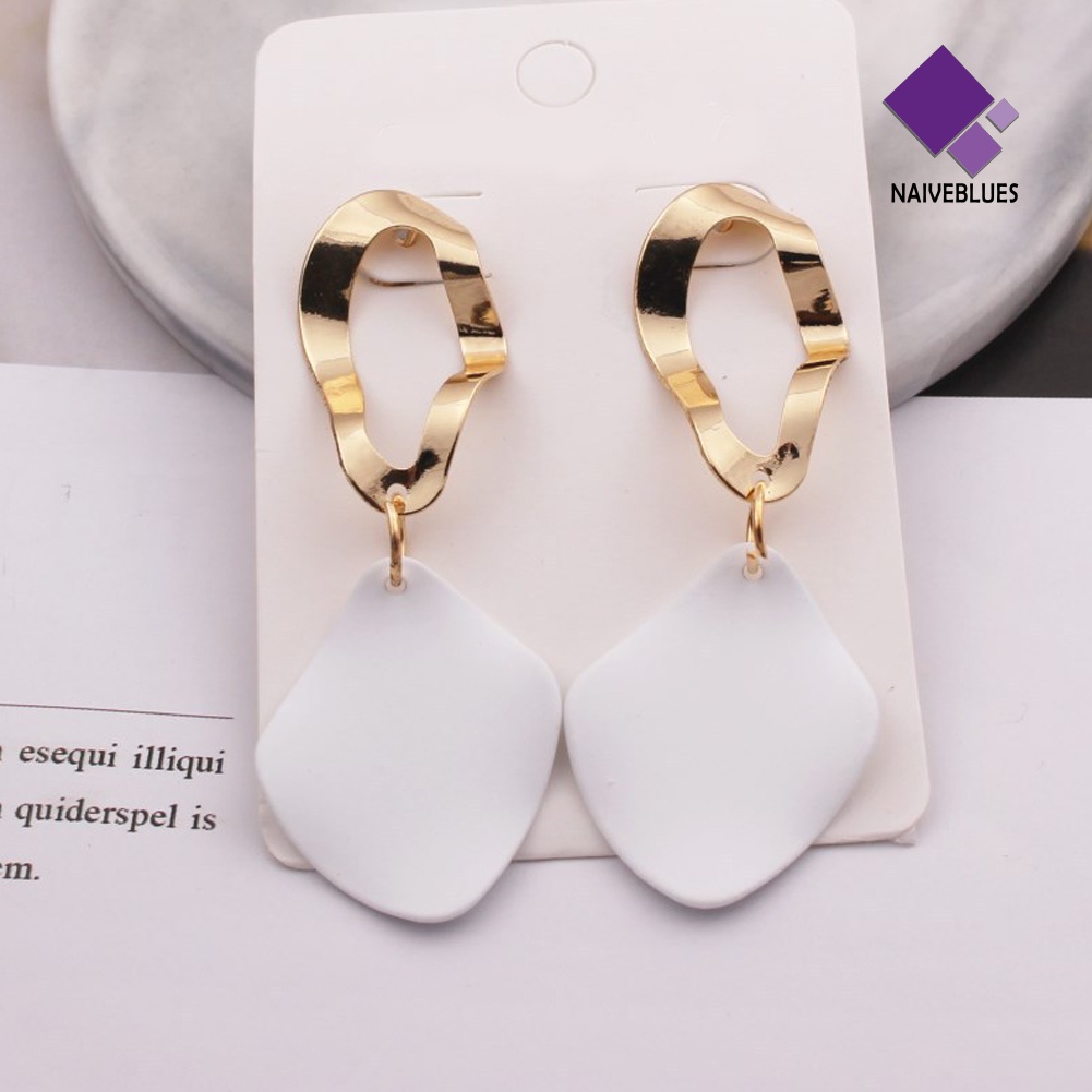 2 Pasang Anting Stud Bentuk Persegi Geometris Untuk Wanita