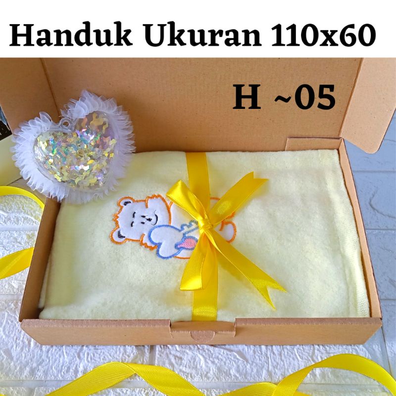 Hampers Baby Perlengkapan Mandi Bayi Kado Lahiran Babynewborn Kado Bayi Baru Lahir HANDUK BAYI BEDAK