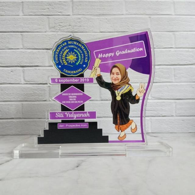 Kado Wisuda Plakat Akrilik, Plakat Wisuda Akrilik Karikatur Custom PK-0055