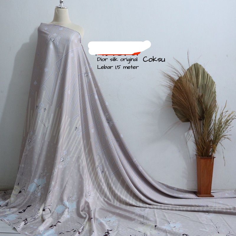 Kain Dr silk Motif Shazana harga setengah meter untuk couple, kemeja, gamis