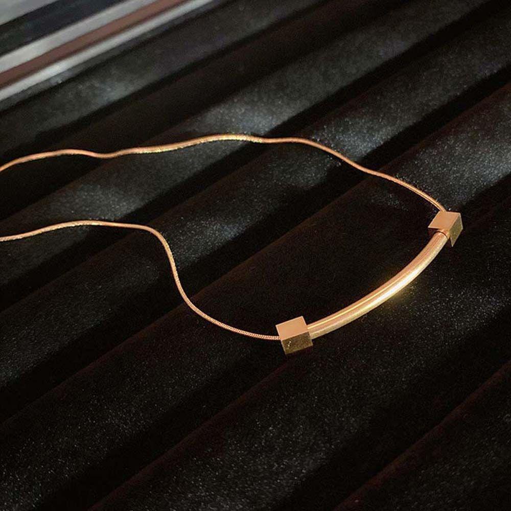 Mxbeauty Kalung Wanita Punk Fashion Warna Emas Fashion Perhiasan Gothic Titanium Steel Gaya Korea