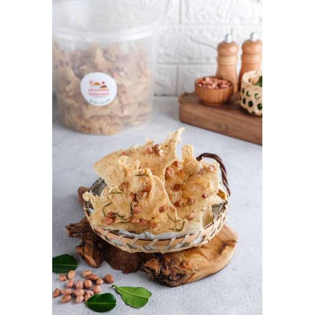 

Peyek kacang / peyek rebon Bandung