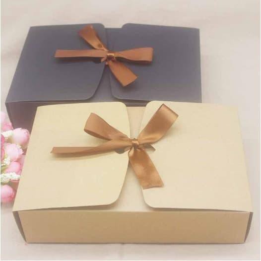 

PROMO - Box Pita Buka Tengah Kotak Kado craft paper