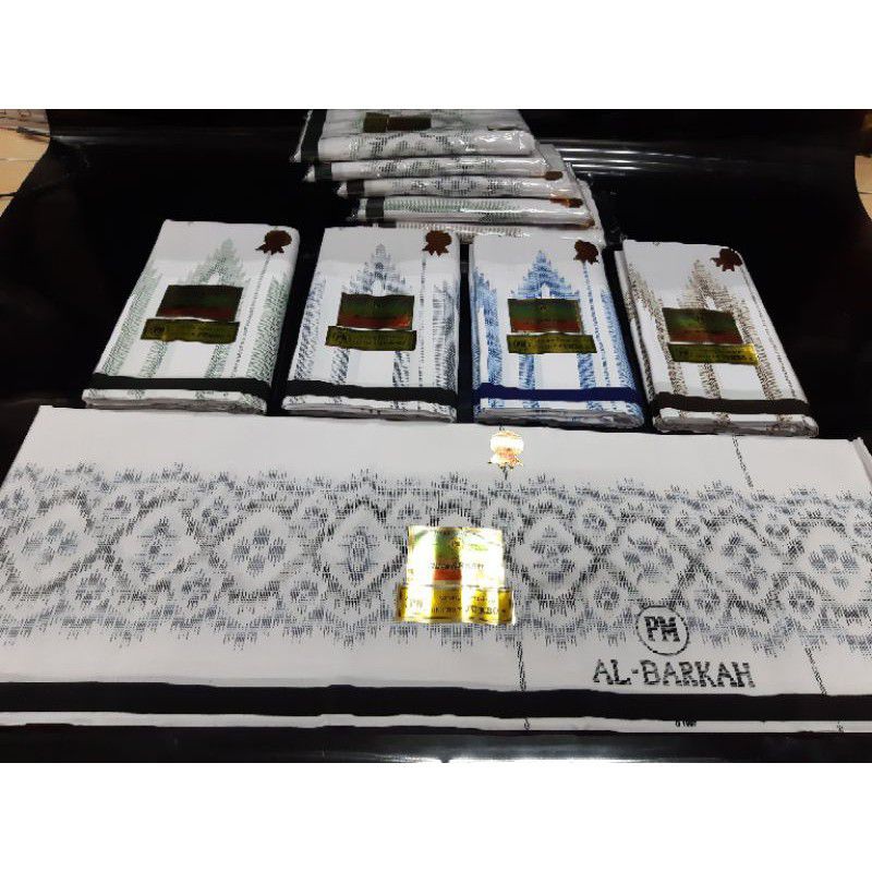 Sarung Samarinda Putih