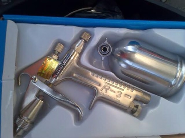 MEIJI-Spray Gun R3 200cc