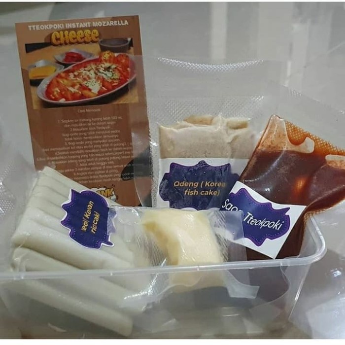 

Korean Food Tteokpokki / Tteokbokki Mozarella Dijamin Yummy bisa Gojek