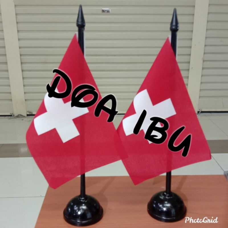 

best seller tiang kayu meja+bendera SWISS ready stock