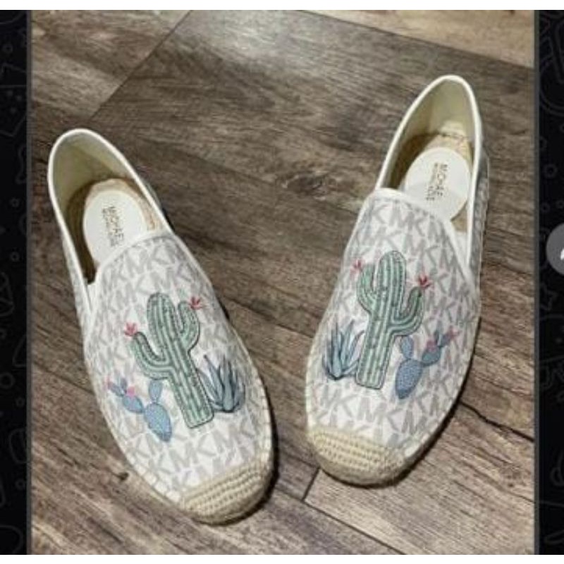 sepatu Michael Kors Original