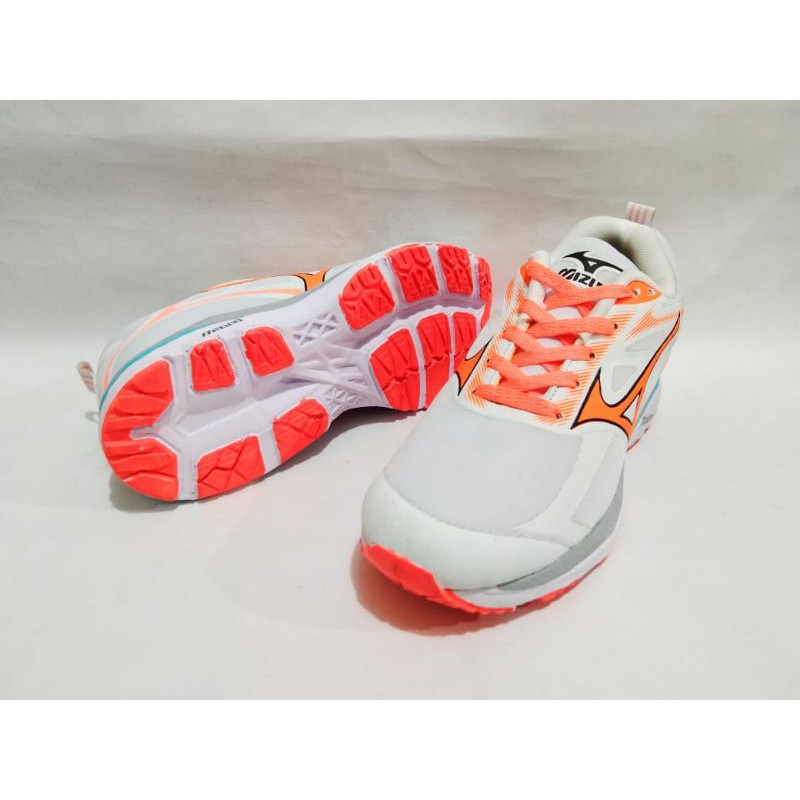 sepatu voli cewek sepatu voli ball wanita sepatu mizuno voly