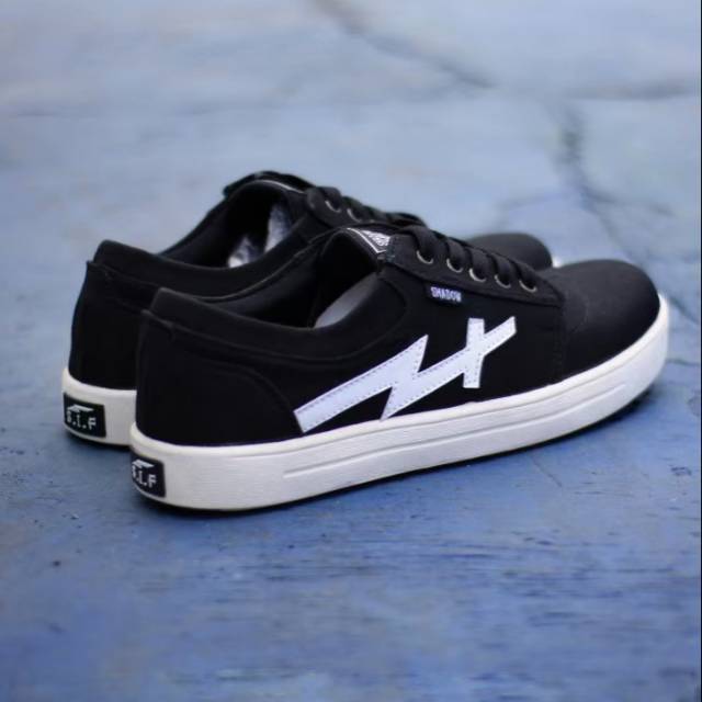 Sepatu Lokal Shoes Local Pride SIF Sonic Low Cut Black White