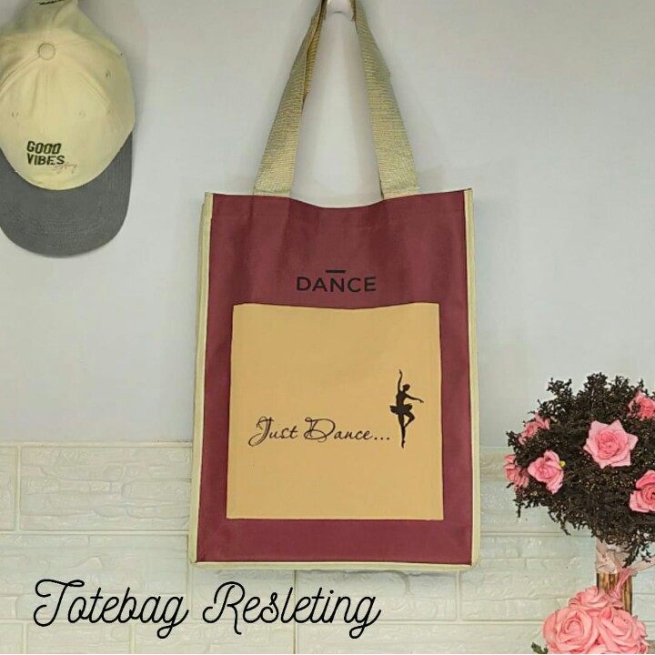TOTEBAG WANITA TOTE BAG RESLETING KANVAS BISA CUSTOM POLOS dan SABLON SEMINAR ULANG TAHUN DLL