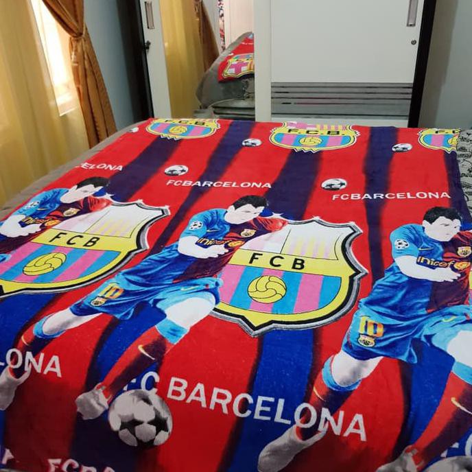 Selimut Anak Bulu Halus Karakter Club Bola Barcelona - Club Bola Barca Paritteratak.Com1