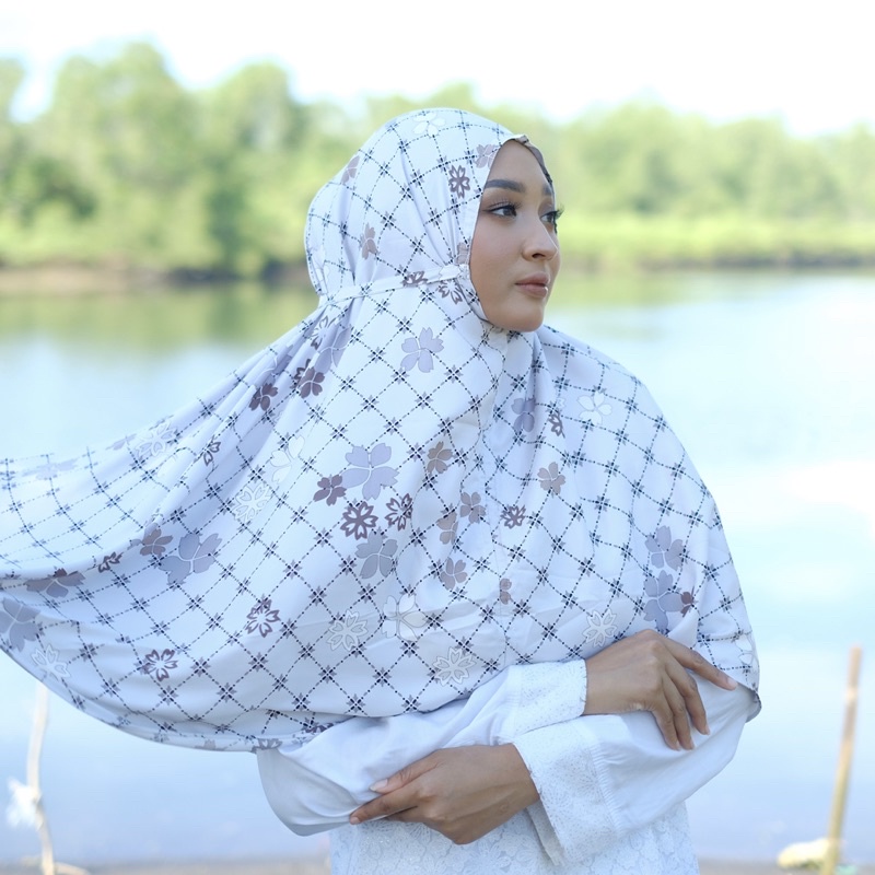 medina bergo motif/bergo maxmara/armani silk/bergo syari