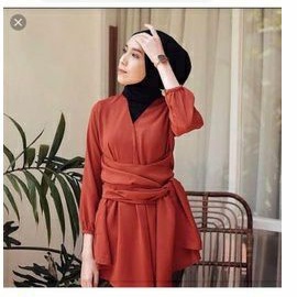 Preloved Qamari Kimono Top