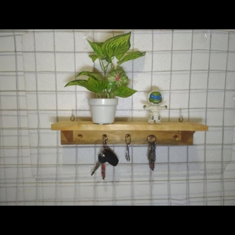 RAK KAYU DINDING KUNCI