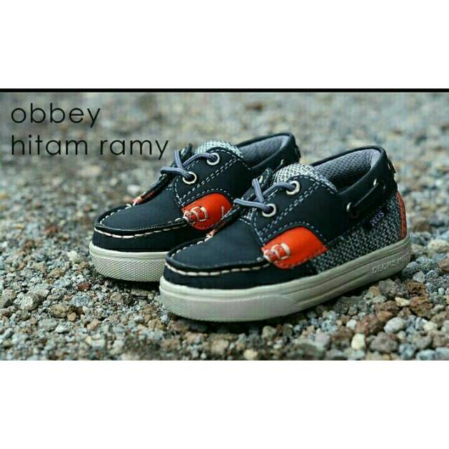 Sepatu Anak Decks Kids Obbey Hitam Ramy Original