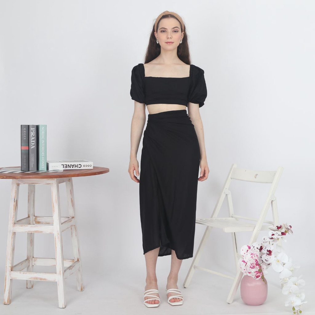 SETELAN RAMUSY/SETELAN NAOMY/SET ROK CROP/SETELAN CROP BALI POLOS/