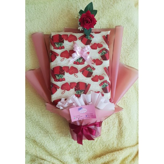 

jasa wrapping kado / bungkus kado