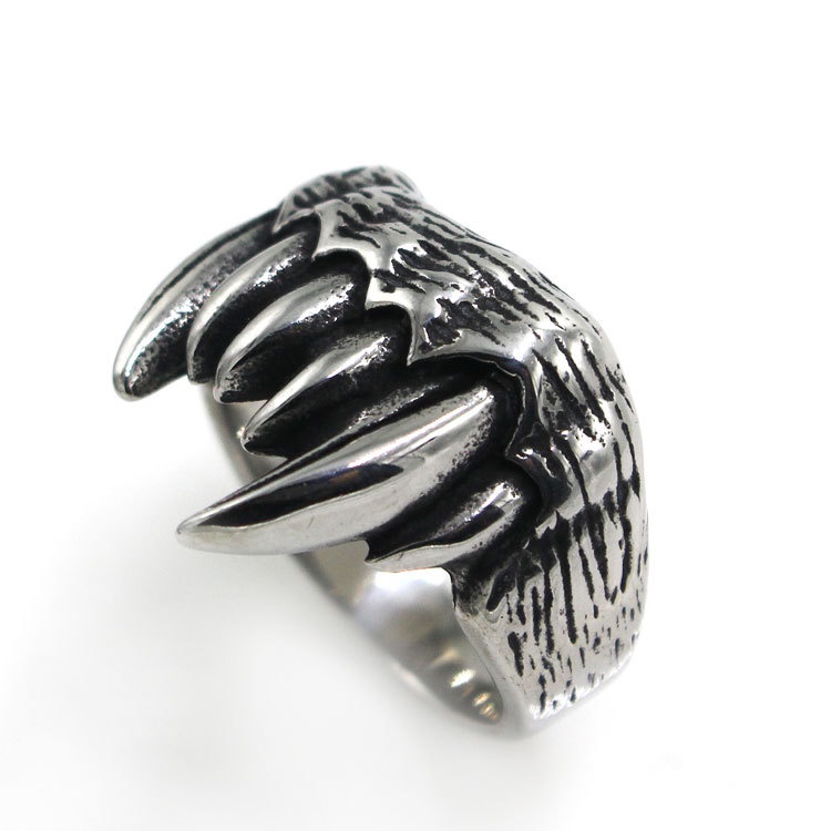 Cincin Desain Vampire Fangs Demon Punk Beast Bahan Stainless Steel Gaya Gothic Untuk Hadiah