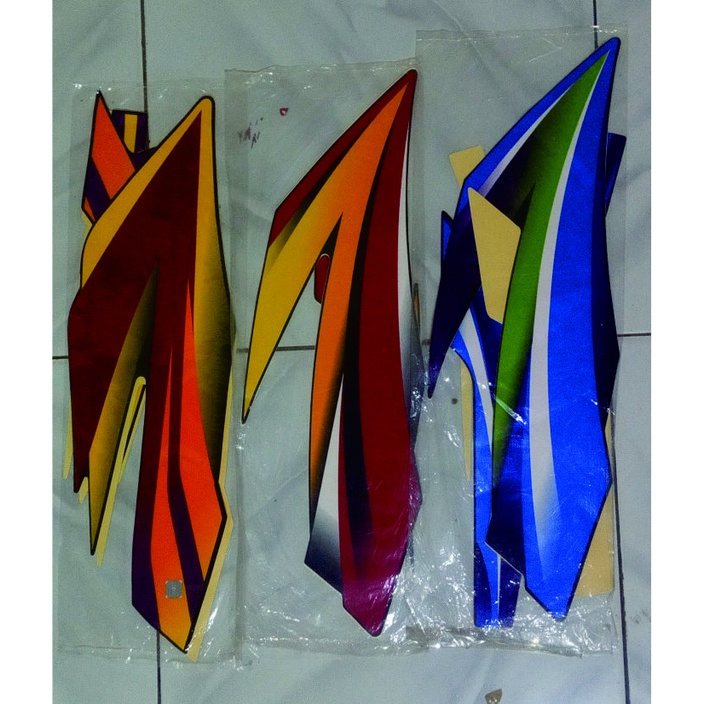 stiker striping  motor full seat honda gl max thn 2004 2005