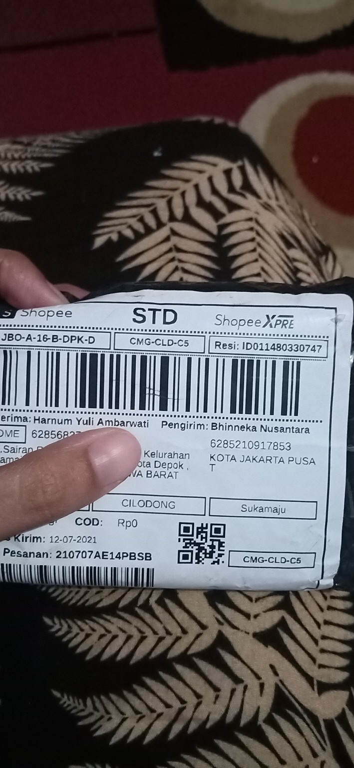 Dahlia Kamper Freshener Gantung