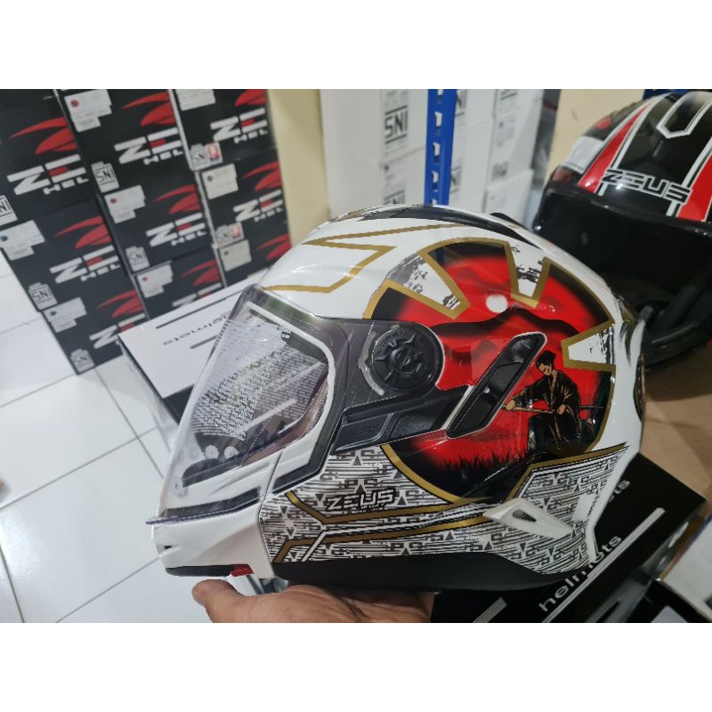 ZEUS ZS613C AJ 20 RED SAMURAI