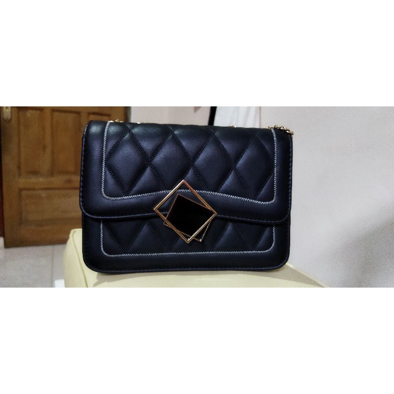 Slingbag London Berry By Huer