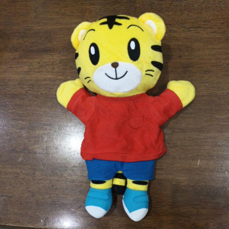 BNK BONEKA TANGAN SHIMAJIRO BENESSE ORI