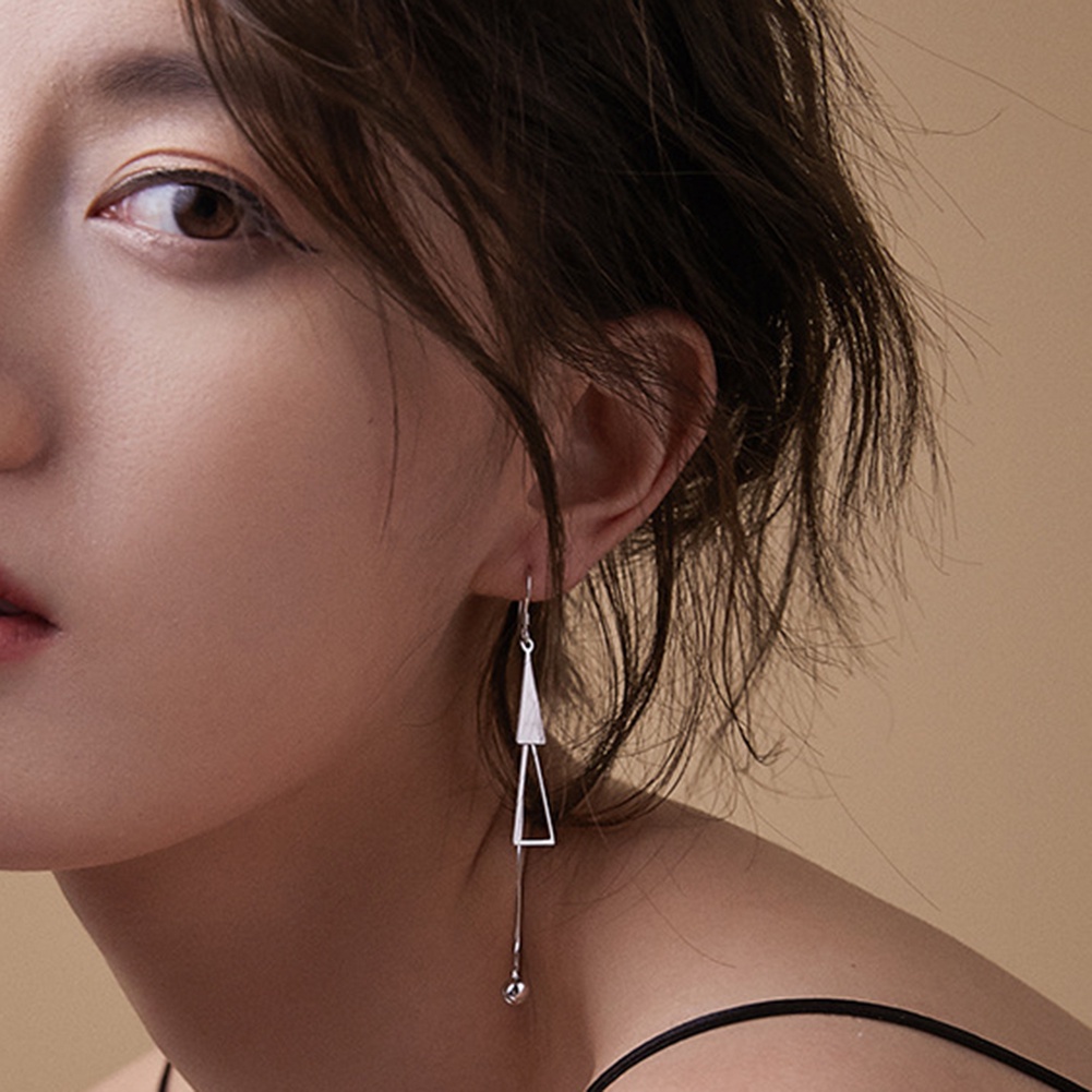 Hu Hu Hu Hu Hu Alat Bantu Pasang Kacamata♡ Anting Kait Gantung Panjang Desain Segitiga Ganda Hias Rumbai Bola Untuk Wanita