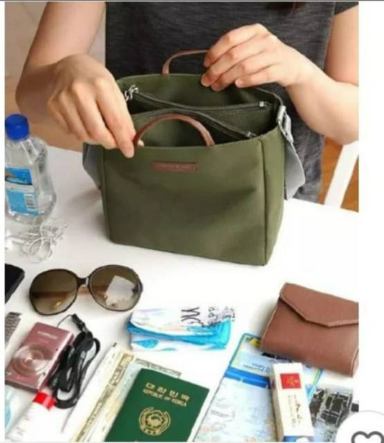 Korean Travel Pick Bag / Tas Slempang Travel Korea