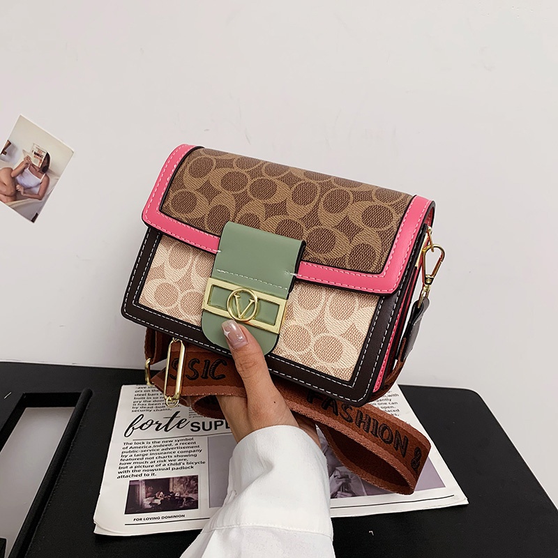 (2Pc Bisa 1Kg)GTBI998875243 New arrival  !!! Tas Selempang  Wanita Import Premium