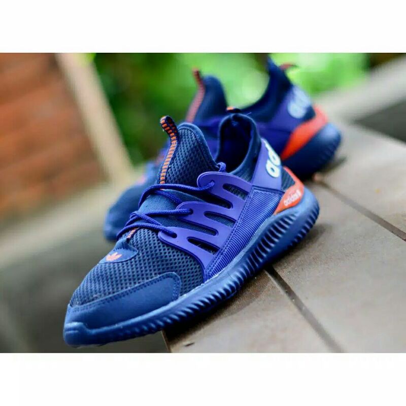 SEPATU VOLLY PROFESIONAL PRIA