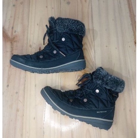 Preloved Sepatu Columbia