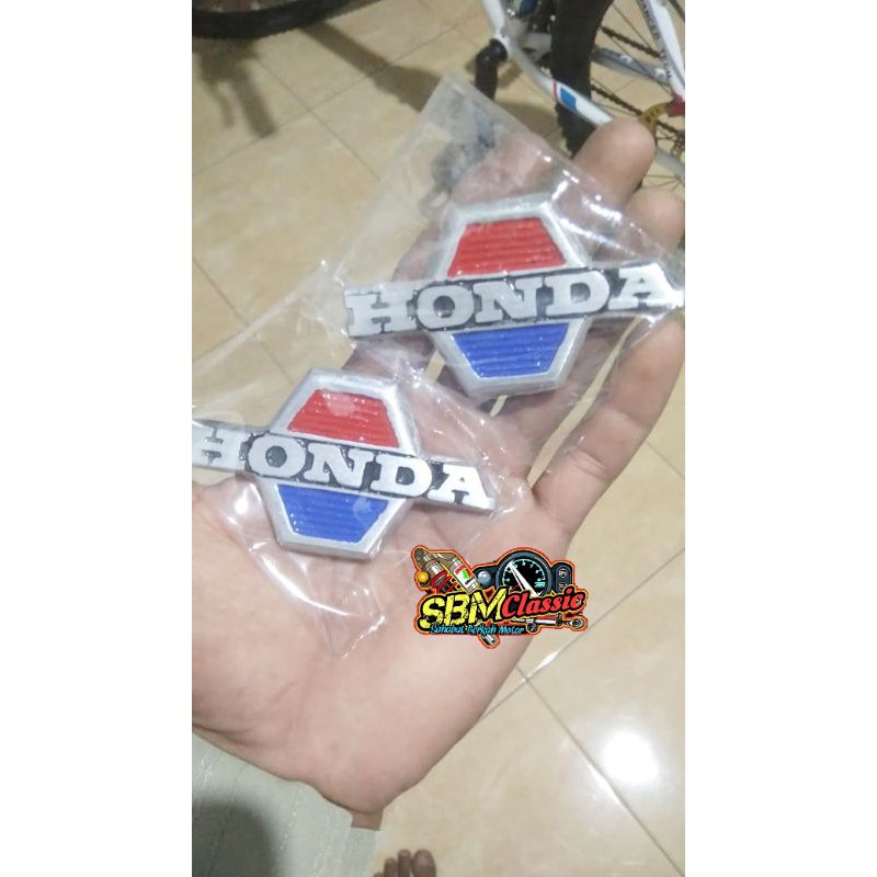 emblem logo sayap honda C70 LOGO DEK C70