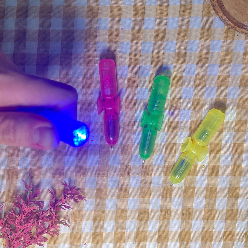 Pen LED Spinner / Pulpen Mini LED Spinner Besi Anti Stress Reliever Light FIdget Spinning Warna Gros