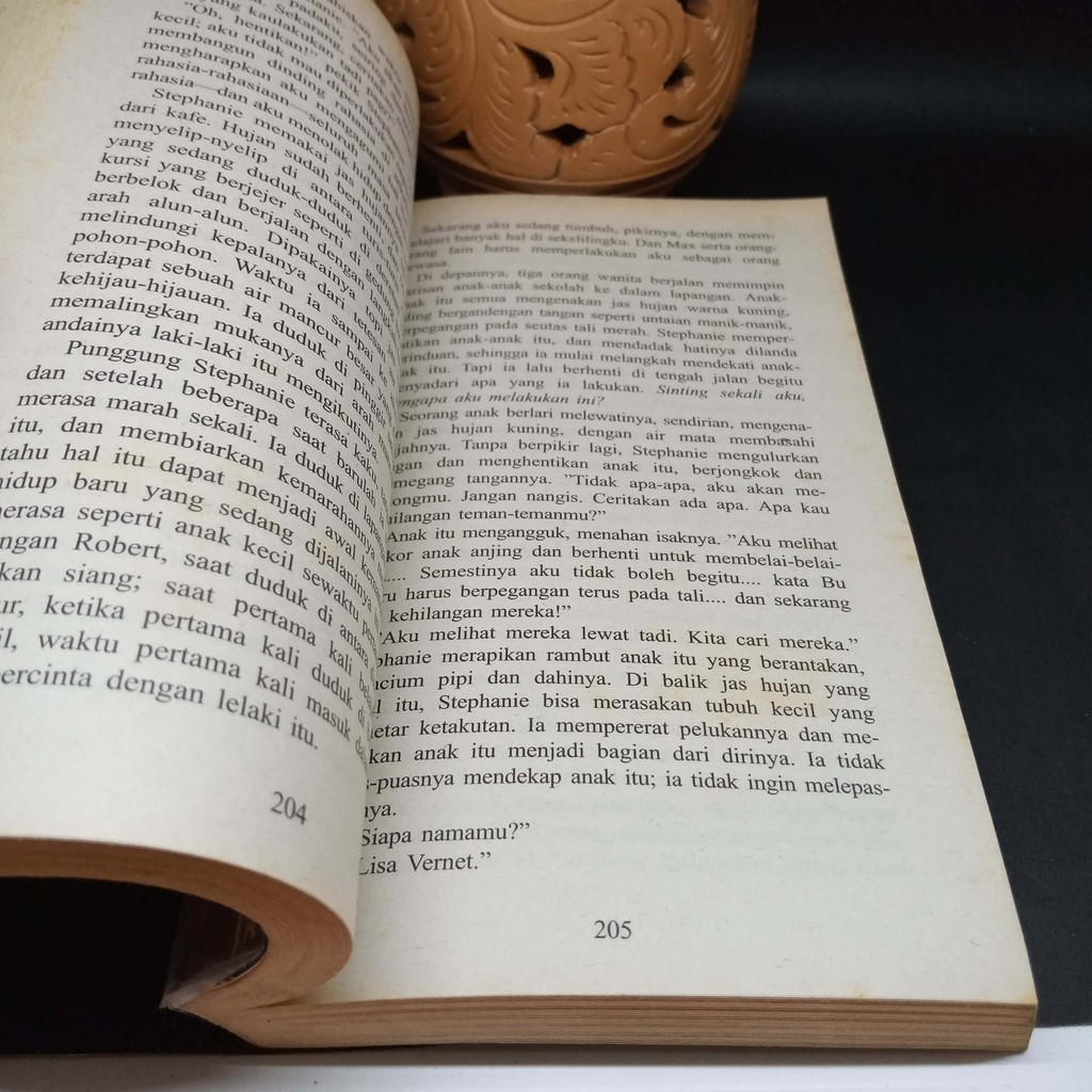 A Tangled Web Shopee Indonesia