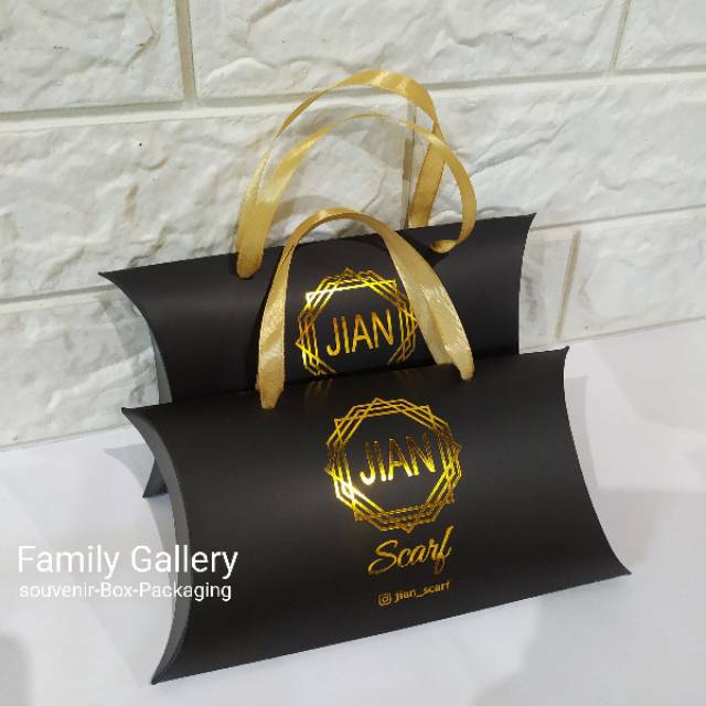 

Custome Packaging Hijab, Gamis, Pakaian Dll