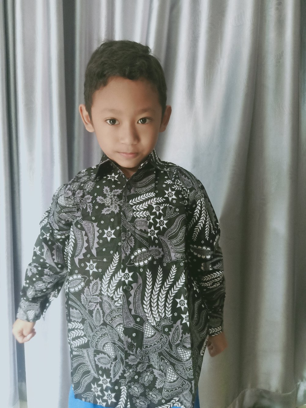 Baju Batik Anak Laki-laki Lengan Panjang Bahan Katun Adem Bisa Buat Sekolah Dan Hari Batik