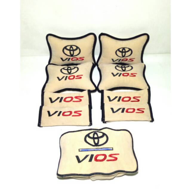 Bantal Aksesoris mobil Toyota Vios Cream List Hitam