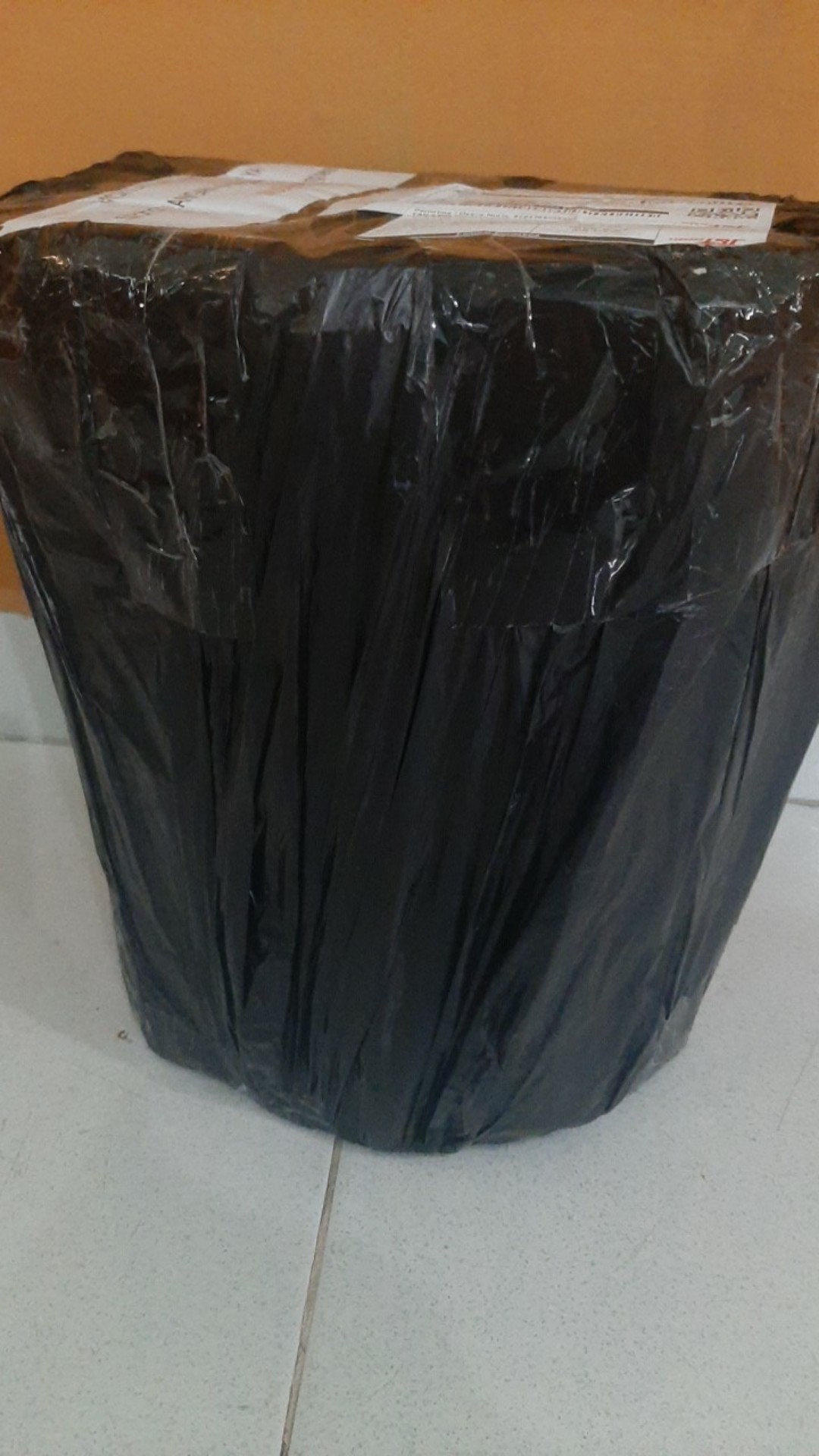 Giant Canister Ukuran 8.4 Liter