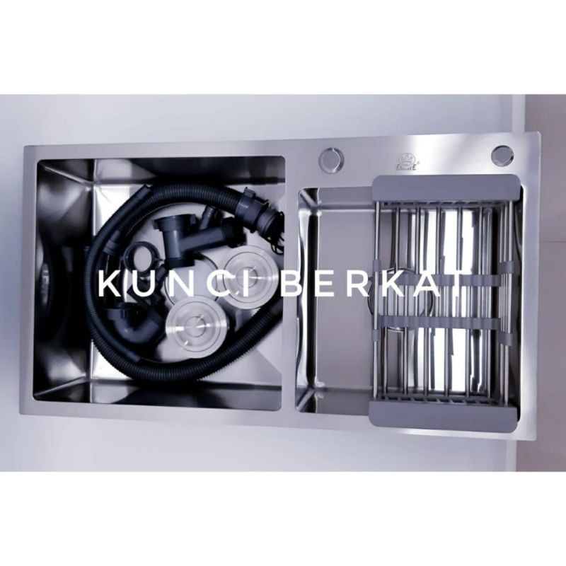 Kitchen sink paket komplit 8245/Bak cuci piring/Kran Angsa Flexibel crome