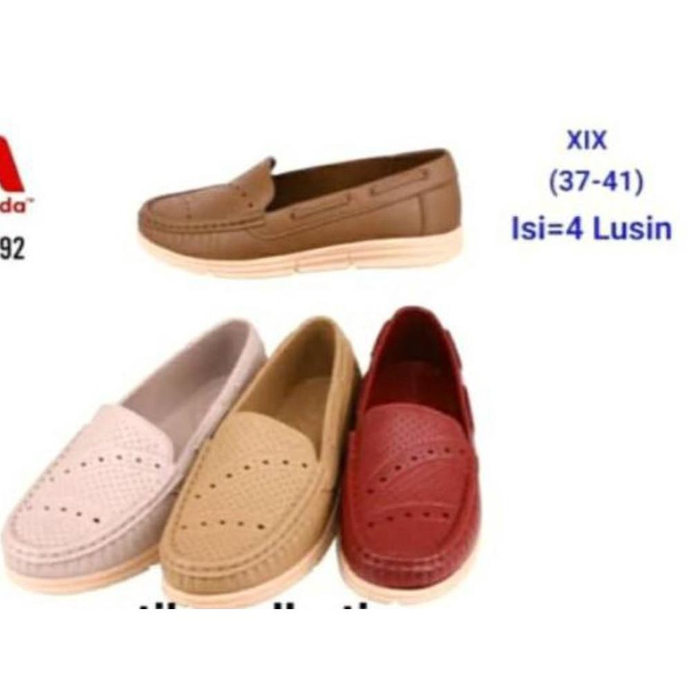 Sepatu Wanita Yumeida 9092 / Sepatu Karet Wanita Anti Air Yumeida 9092