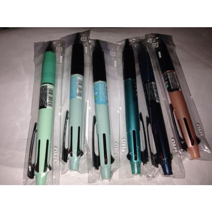 

Uni Jetstream 4&1 - 4 colors + 0.5 mm Pencil . TERMURAAHHH