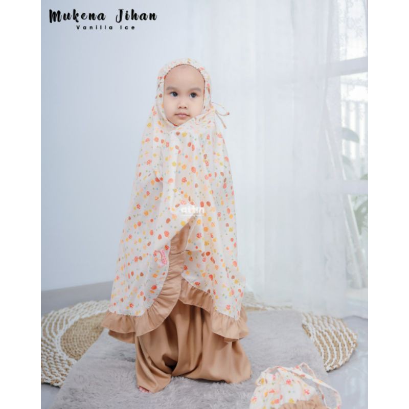 Mukena Jihan Attin kids